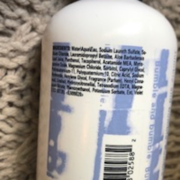 Bumble and bumble Volume Shampoo *NEW* - Picture 4 of 5